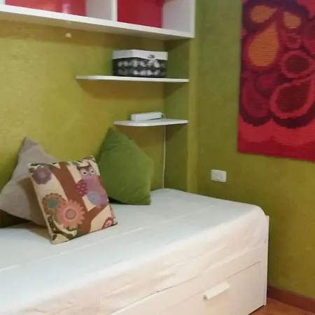 公寓 Cozy Wifi Aparment At Condominium With Swimming Pool